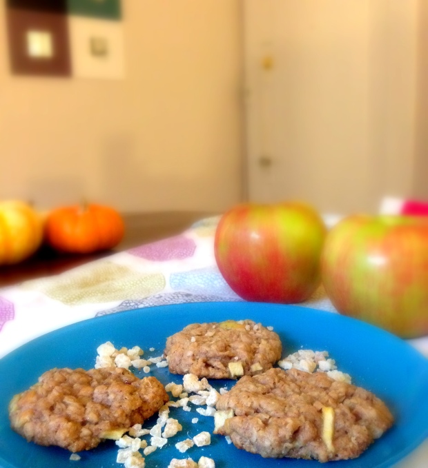apple & ginger oatmeal cookies