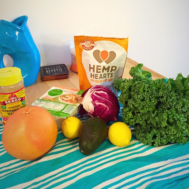Hemp Heart Kale Salad - www.cloudthyme.com